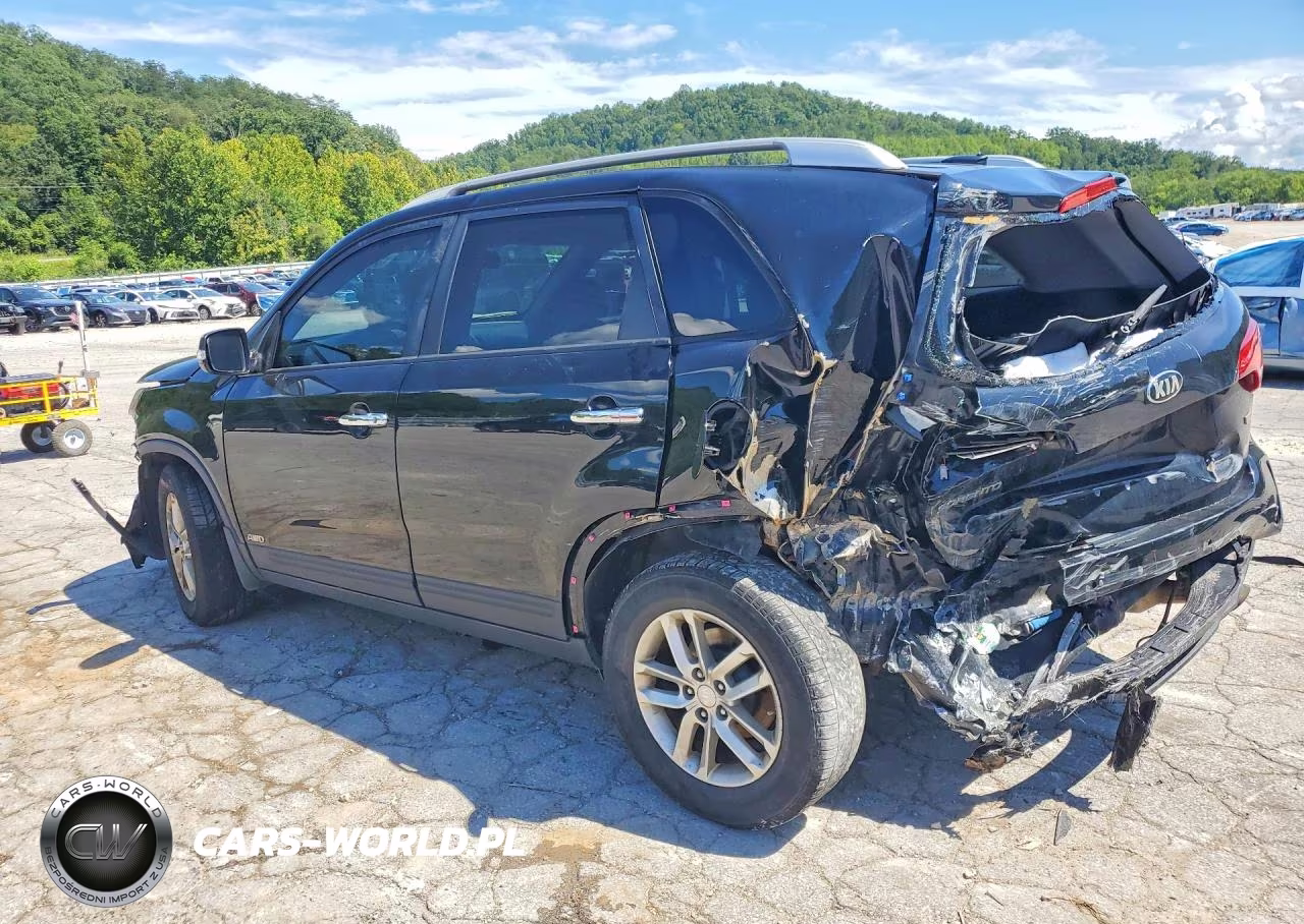 2015 Kia Sorento Lx VIN:5XYKTCA65FG642740 - 2