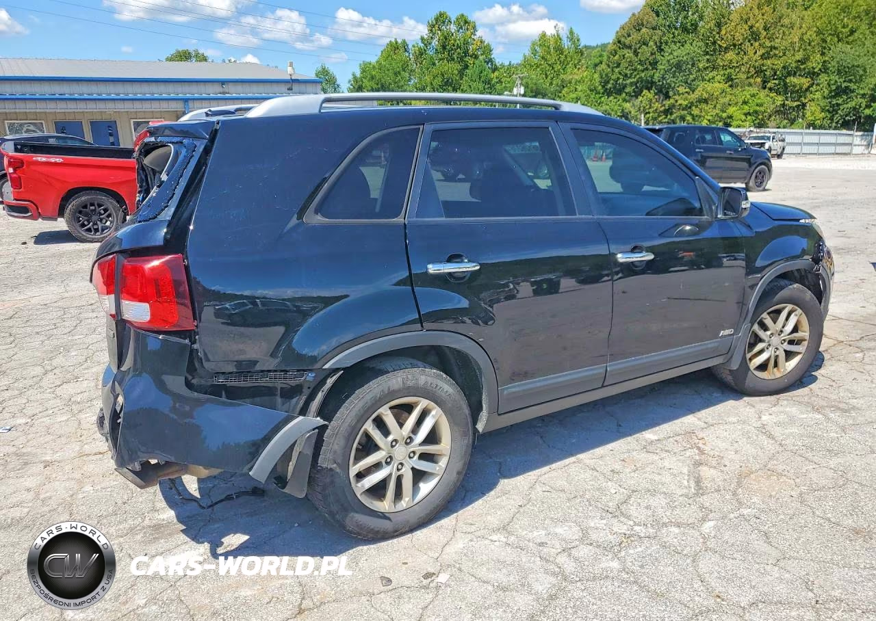 2015 Kia Sorento Lx VIN:5XYKTCA65FG642740 - 3