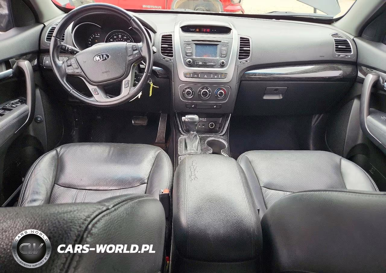 2015 Kia Sorento Lx VIN:5XYKTCA65FG642740 - 8
