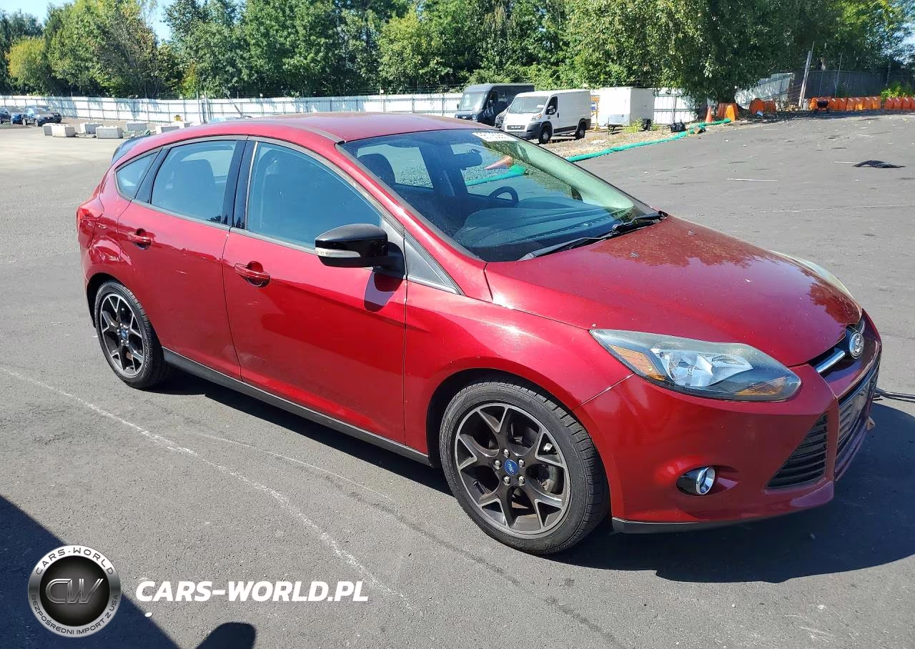 2013 Ford Focus Se VIN:1FADP3K28DL117218 - 4
