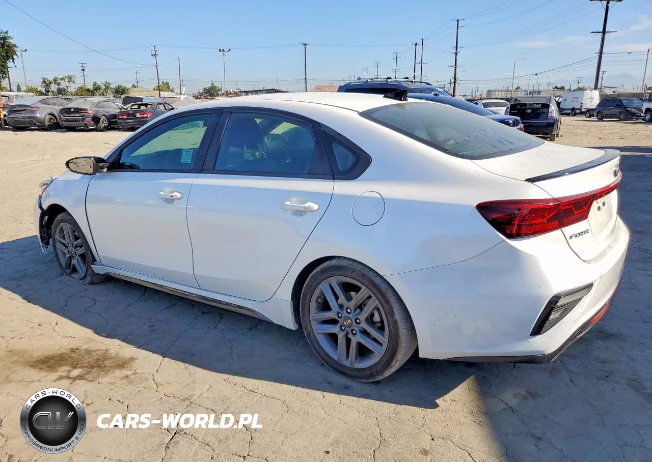 2021 Kia Forte Gt Line VIN:3KPF34AD0ME285130 - 2