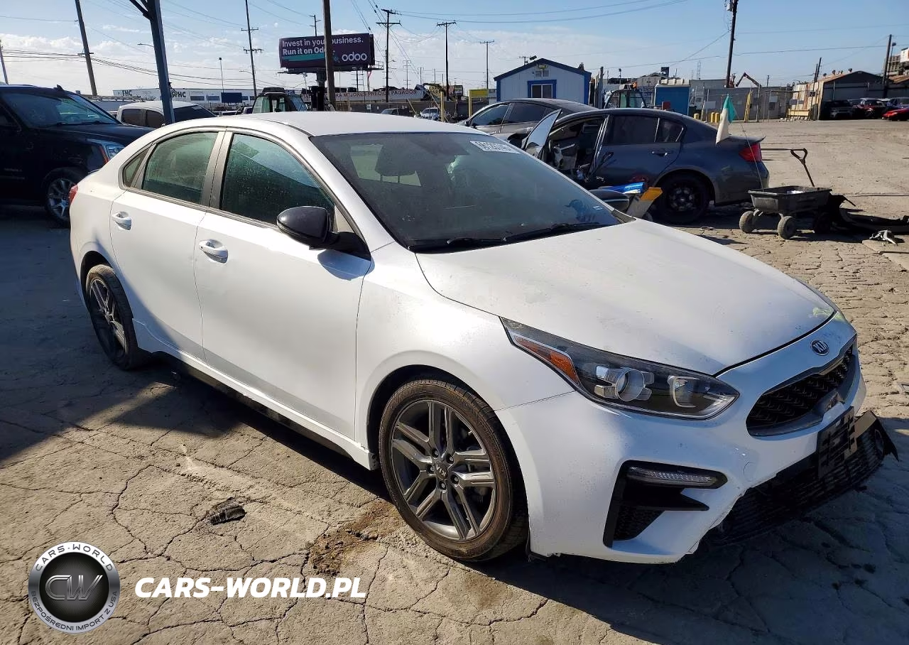 2021 Kia Forte Gt Line VIN:3KPF34AD0ME285130 - 4