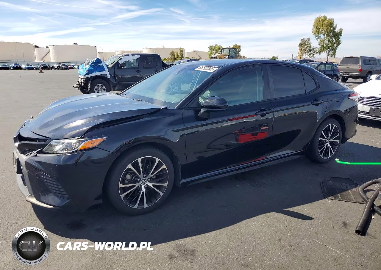 2020 Toyota Camry Se