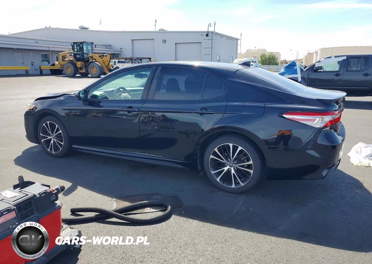 2020 Toyota Camry Se VIN:4T1G11AK2LU920366 - 2