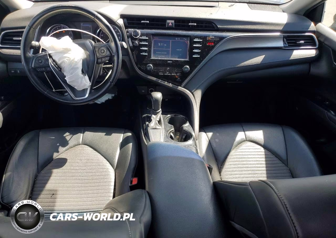 2020 Toyota Camry Se VIN:4T1G11AK2LU920366 - 8