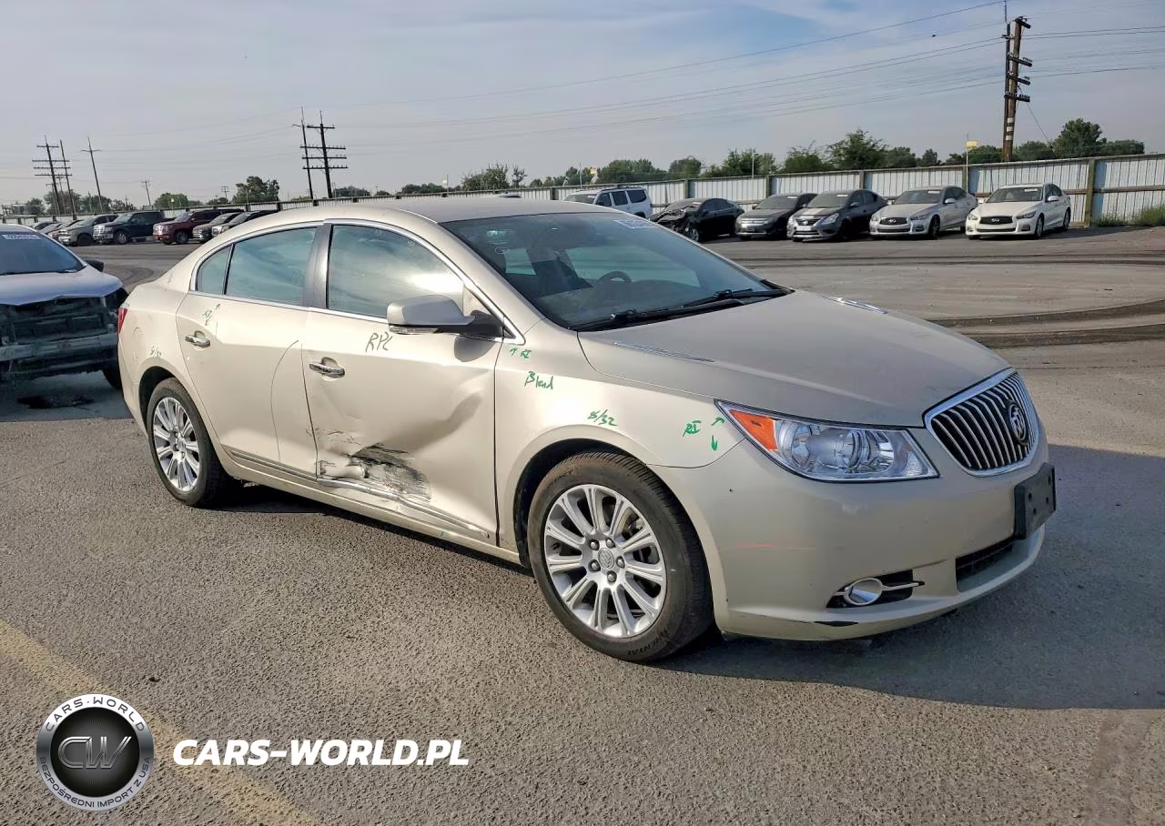 2013 Buick Lacrosse VIN:1G4GC5E39DF286130 - 4