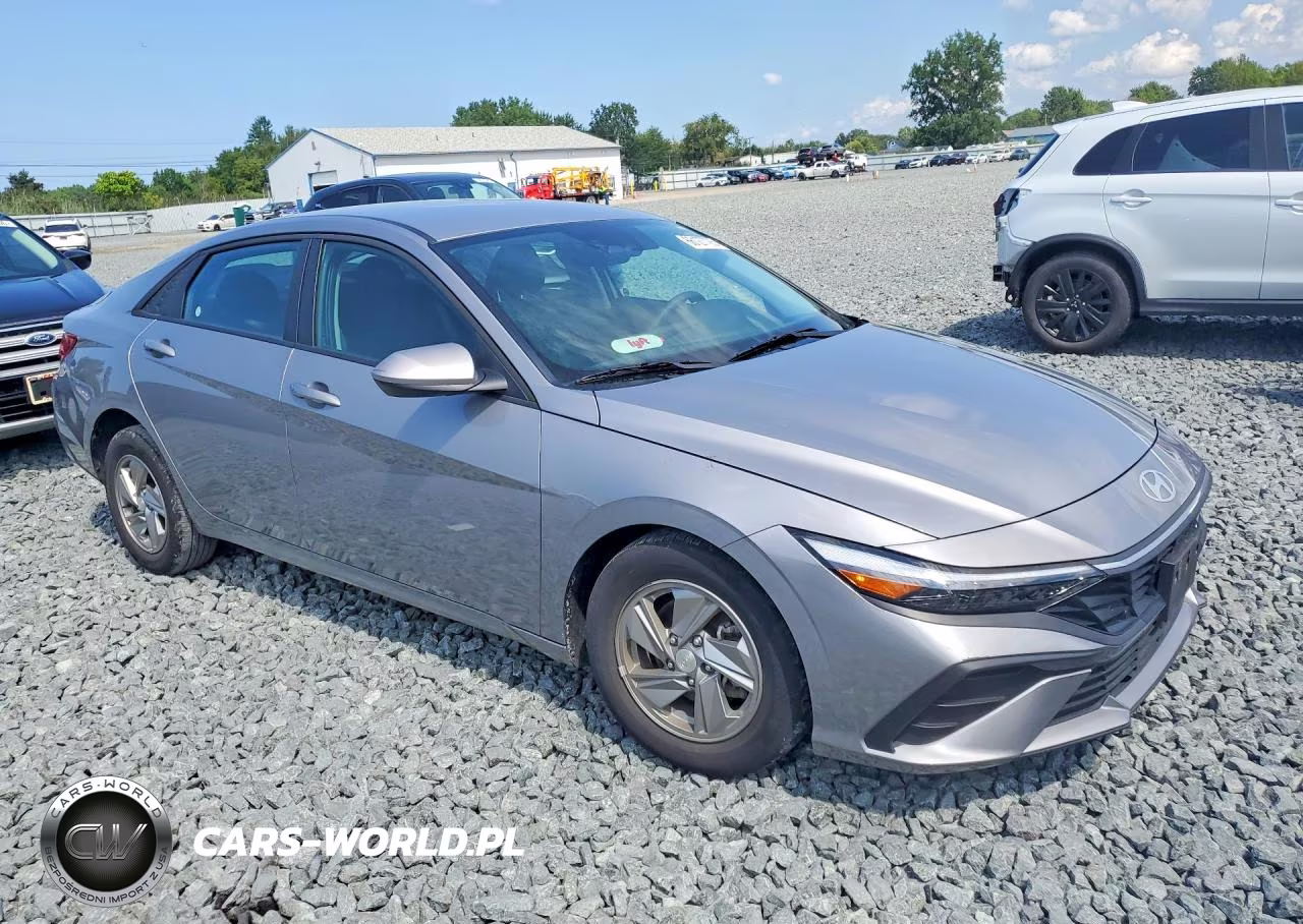 2025 Hyundai Elantra Se VIN:KMHLL4DGXSU036224 - 4