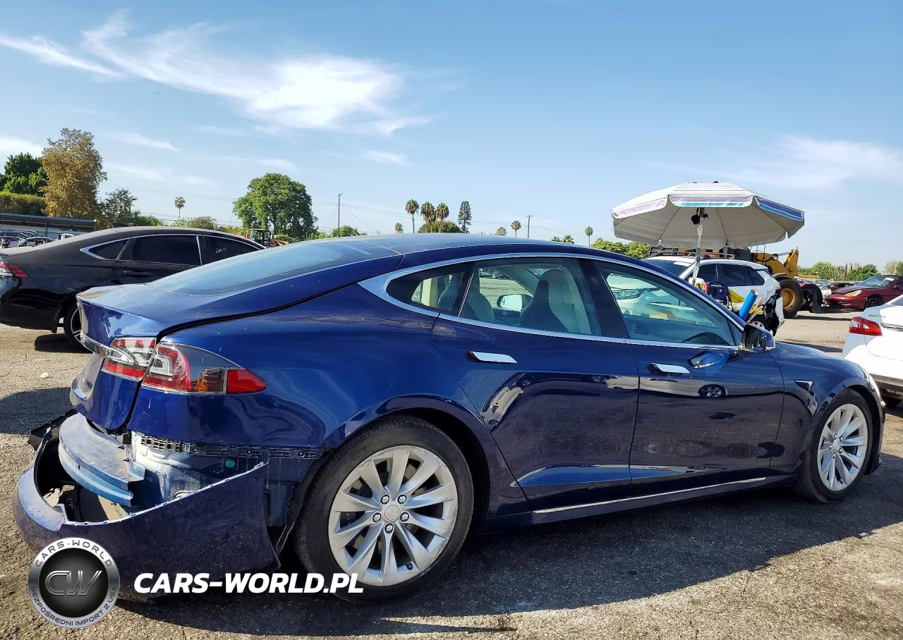2018 Tesla Model S VIN:5YJSA1E23JF281414 - 3