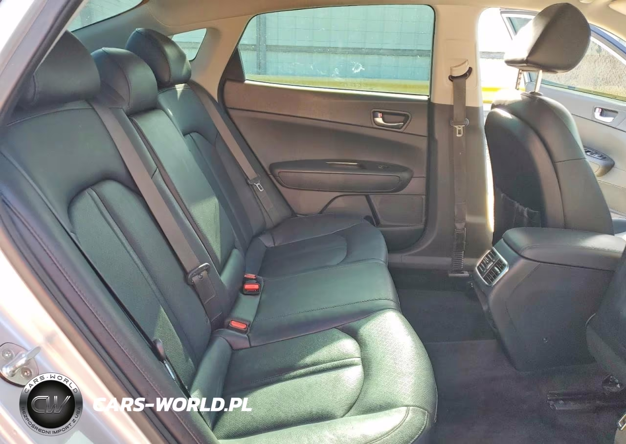 2019 Kia Optima Ex VIN:5XXGU4L15KG366763 - 10