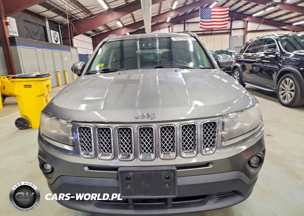 2014 Jeep Compass Latitude VIN:1C4NJDEB7ED632966 - 5