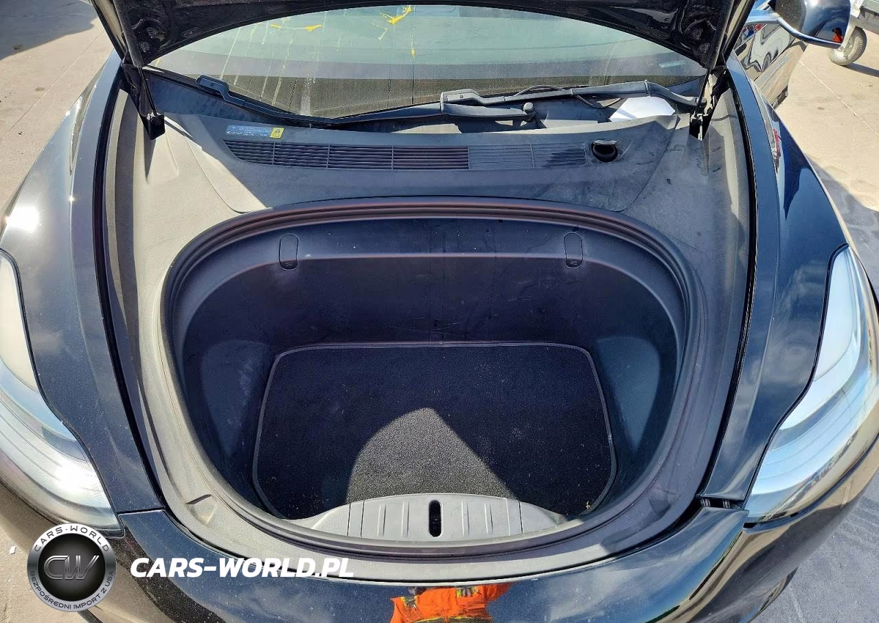 2018 Tesla Model 3 VIN:5YJ3E1EA4JF034371 - 11
