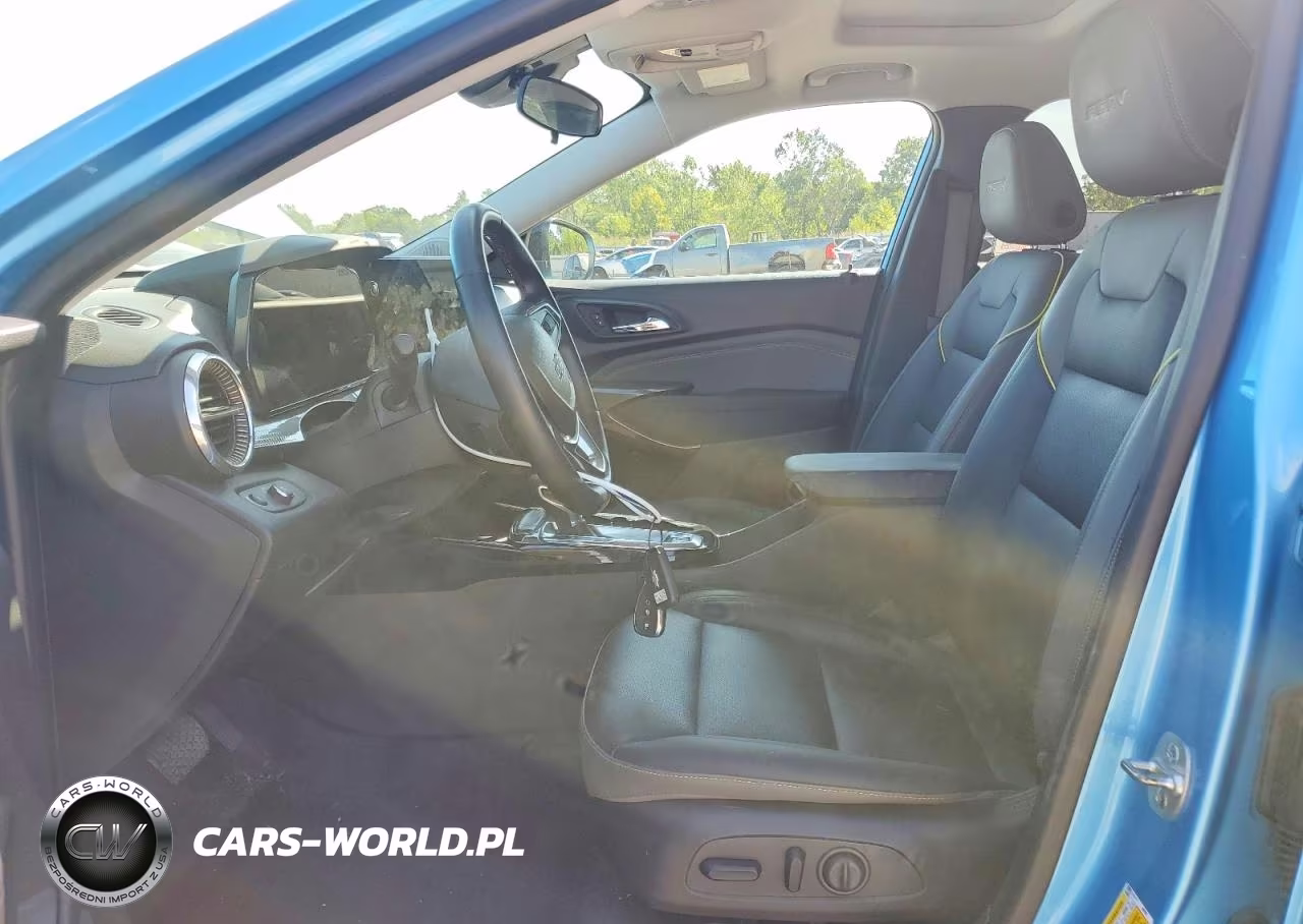 2025 Chevrolet Trax Activ VIN:KL77LKEP9SC032791 - 7
