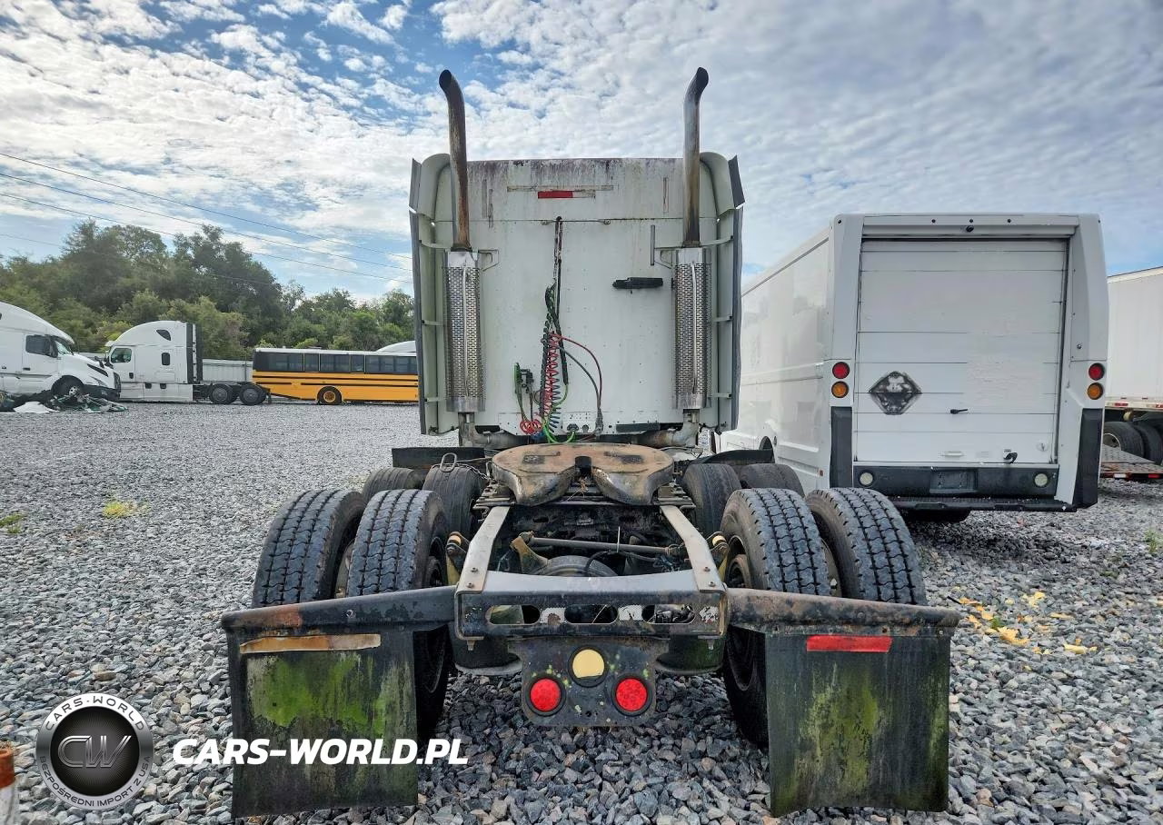 2005 Freightliner Columbia 120 Semi Truck VIN:1FUJA6AV15LN73907 - 6