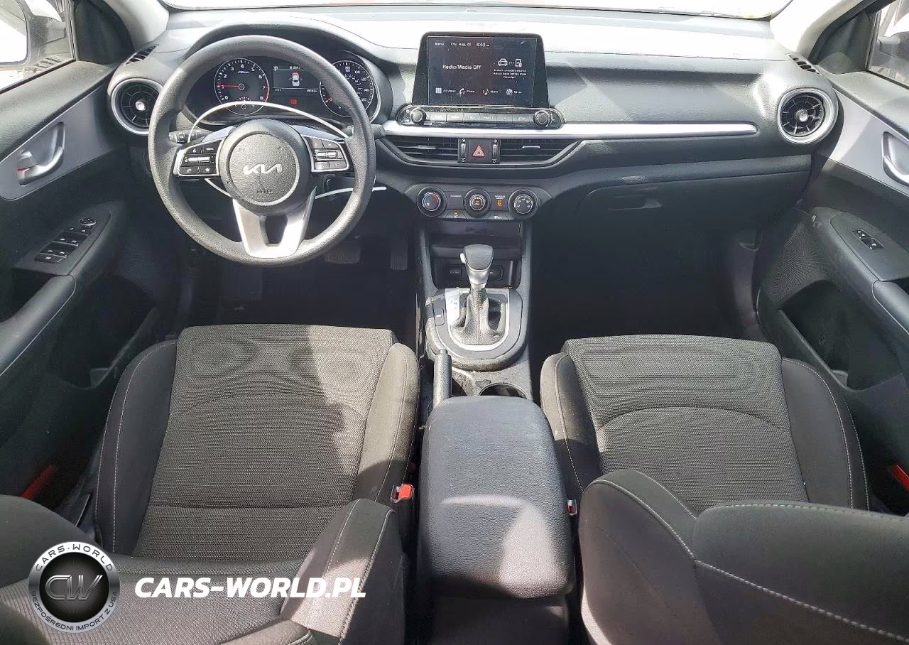 2024 Kia Forte Lxs VIN:3KPF24AD4RE708169 - 8