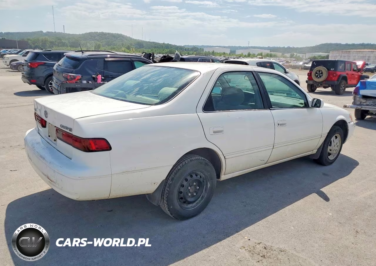 1999 Toyota Camry Le VIN:JT2BG28K2X0320252 - 3