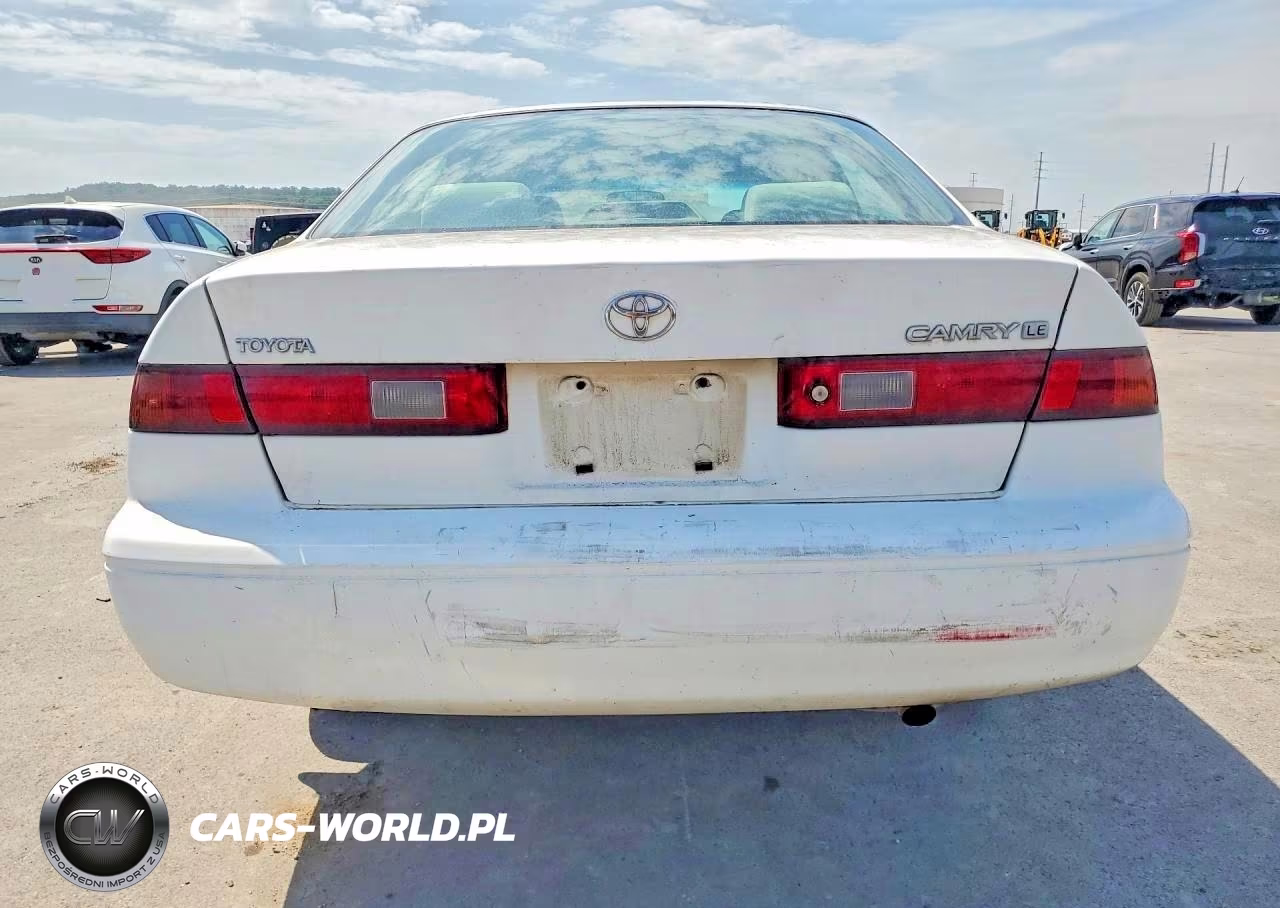 1999 Toyota Camry Le VIN:JT2BG28K2X0320252 - 6