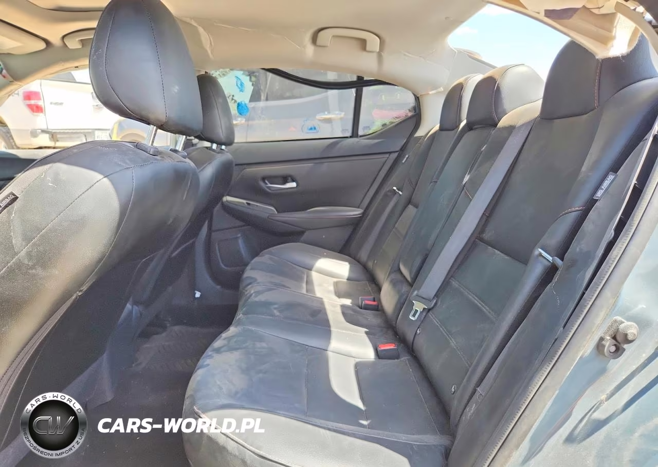 2025 Nissan Sentra Sr VIN:3N1AB8DV1SY214185 - 10