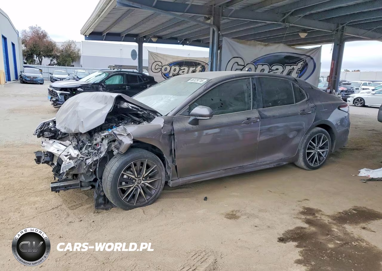 2023 Toyota Camry Se
