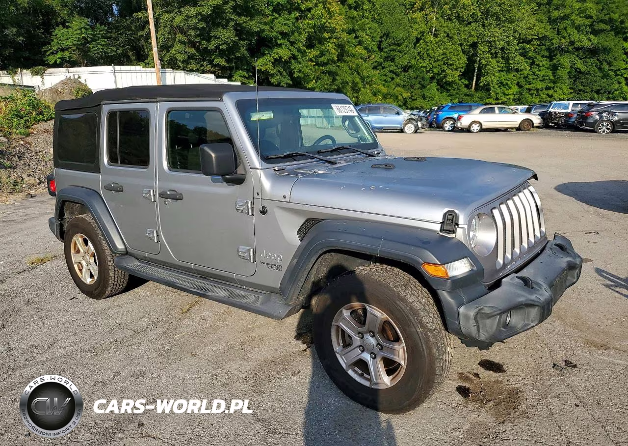 2018 Jeep Wrangler Unlimited Sport VIN:1C4HJXDG1JW120727 - 4
