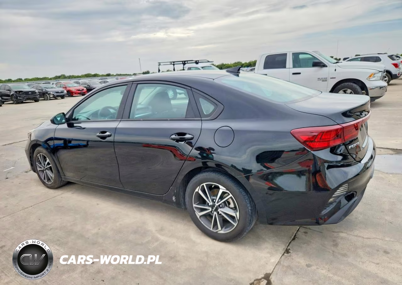 2022 Kia Forte Lxs VIN:3KPF24AD7NE482381 - 2