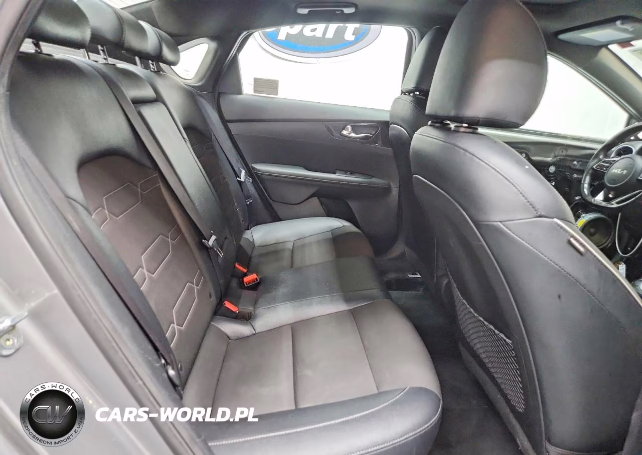 2023 Kia Forte Gt Line VIN:3KPF54AD9PE522857 - 10