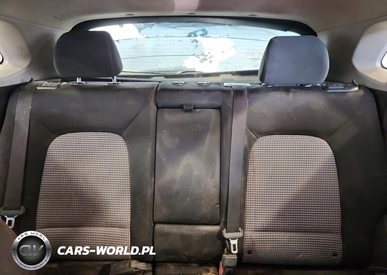 2021 Hyundai Kona Se VIN:KM8K1CAA9MU685379 - 10