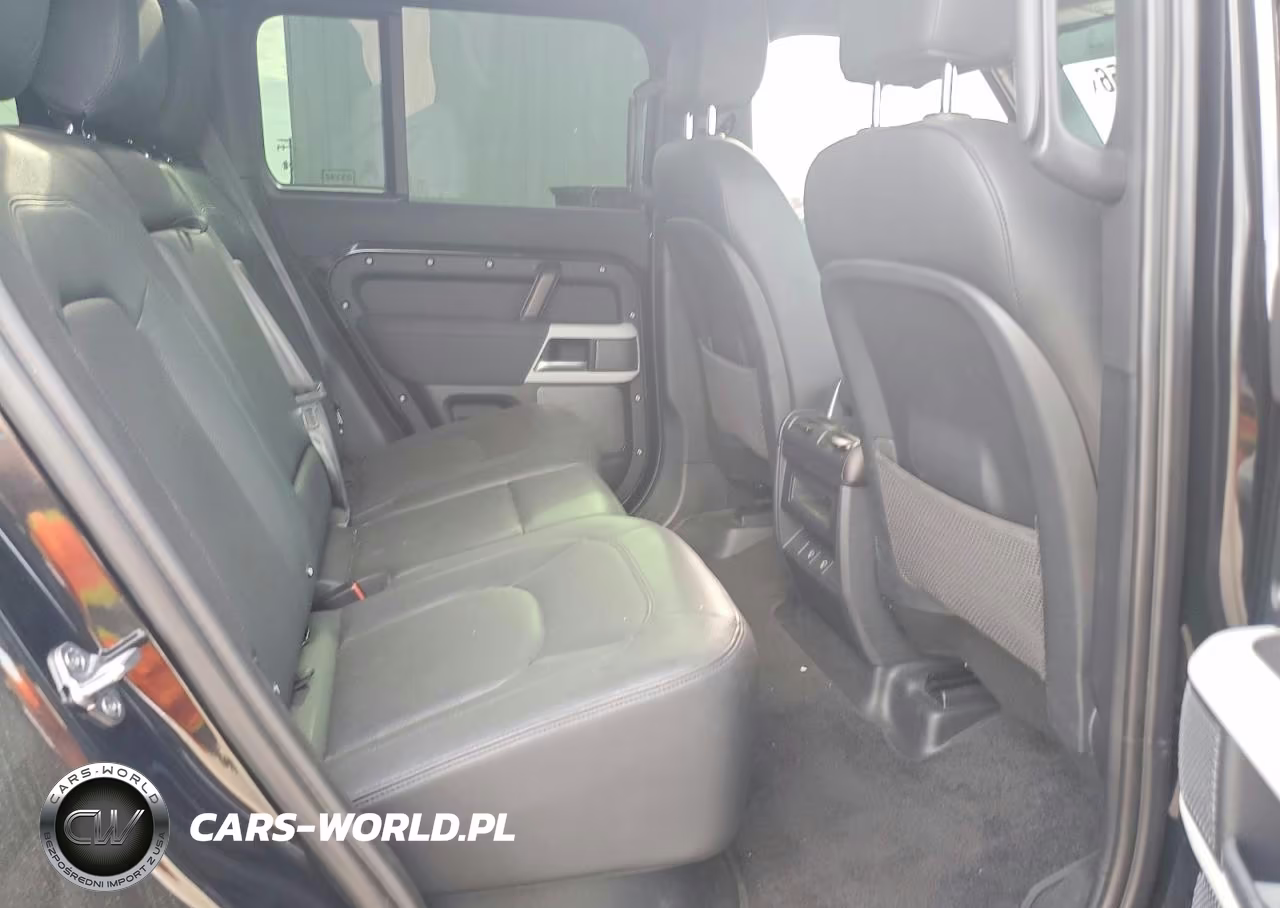 2023 Land Rover Defender 110 S VIN:SALEJ7EX0P2147167 - 10