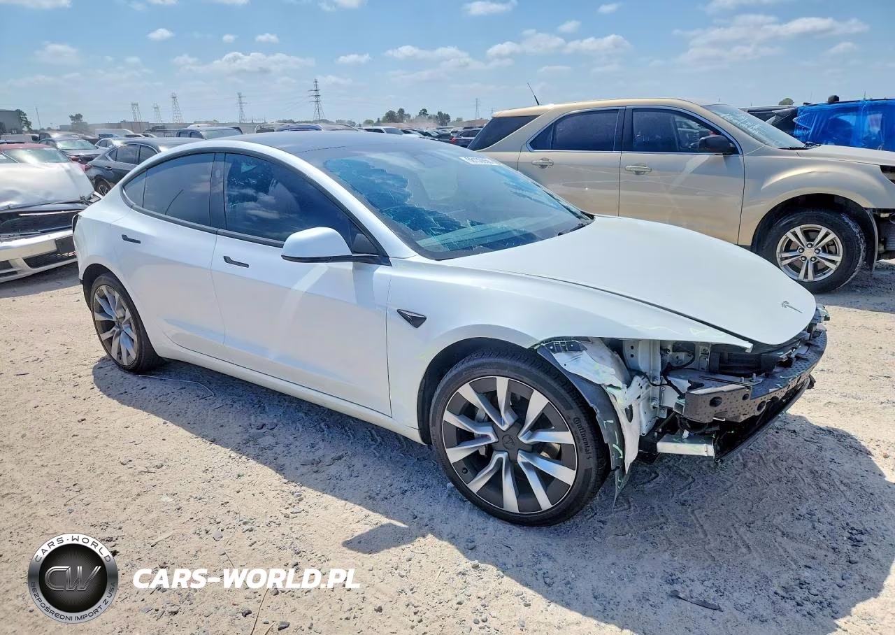 2024 Tesla Model 3 VIN:5YJ3E1EB9RF818761 - 4
