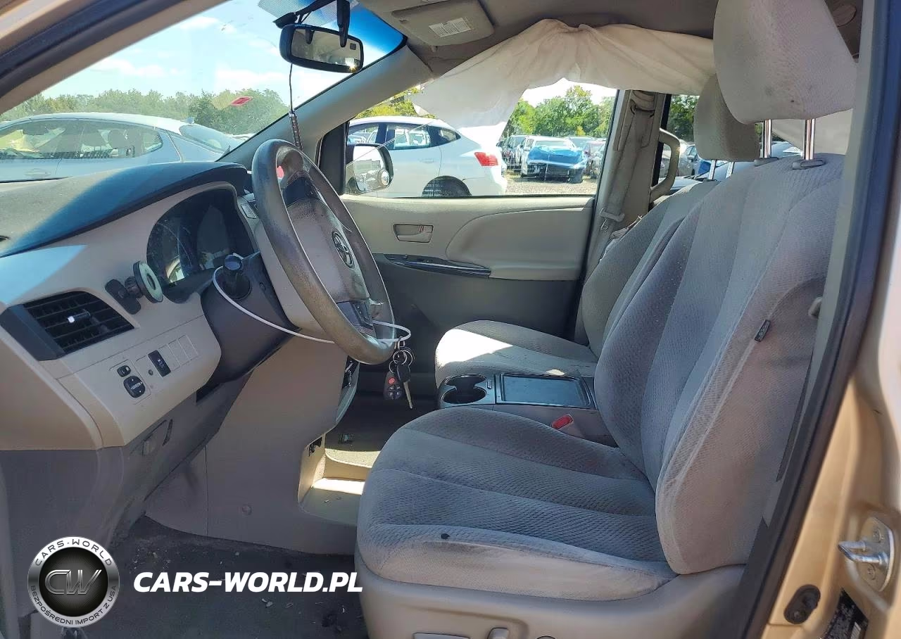 2013 Toyota Sienna Le VIN:5TDKK3DC8DS373265 - 7