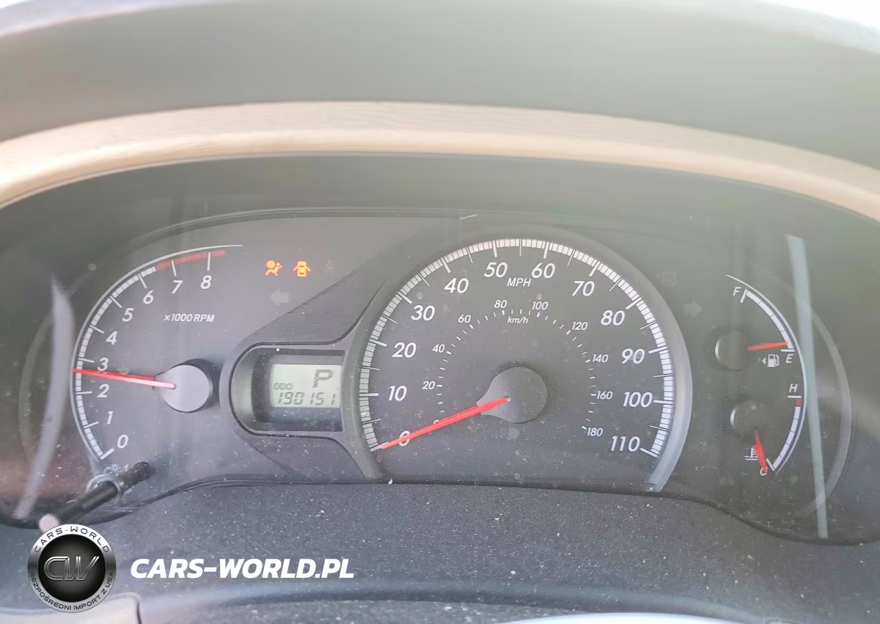 2013 Toyota Sienna Le VIN:5TDKK3DC8DS373265 - 9