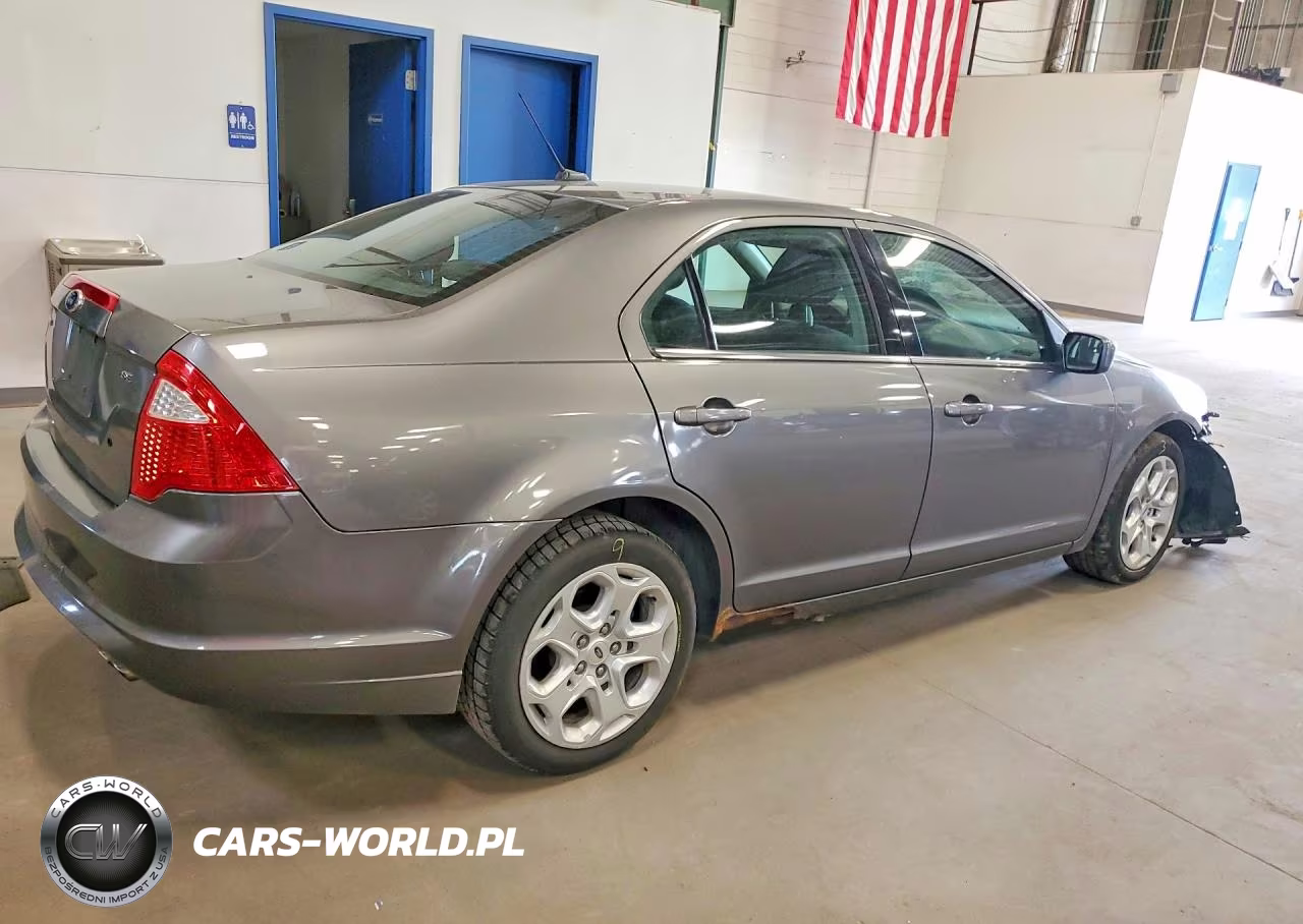 2011 Ford Fusion Se VIN:3FAHP0HA4BR160869 - 3