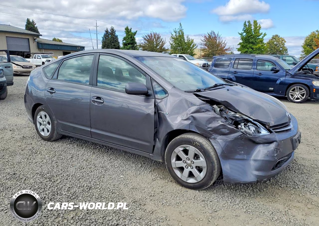 2008 Toyota Prius Base VIN:JTDKB20UX83412650 - 4