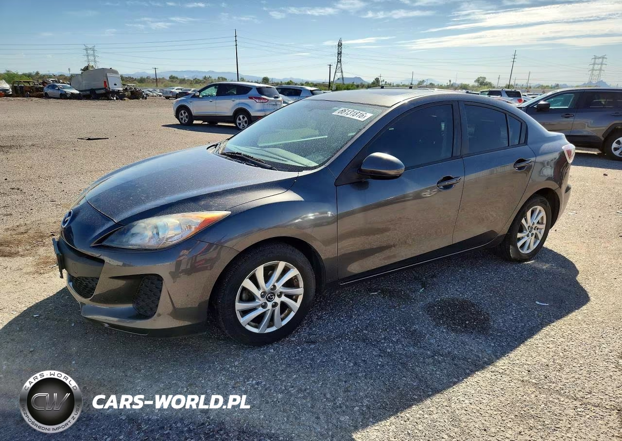 2013 Mazda 3 I