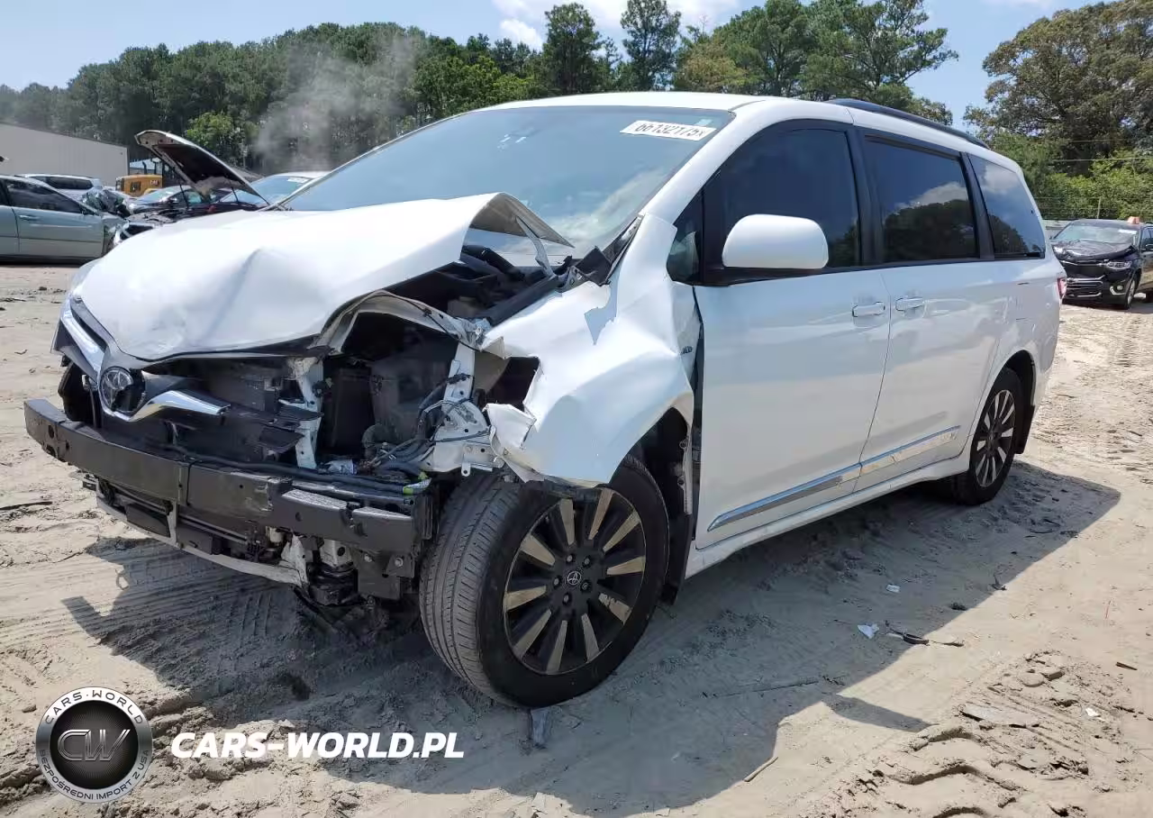 Główne zdjęcie 2020 Toyota Sienna Le