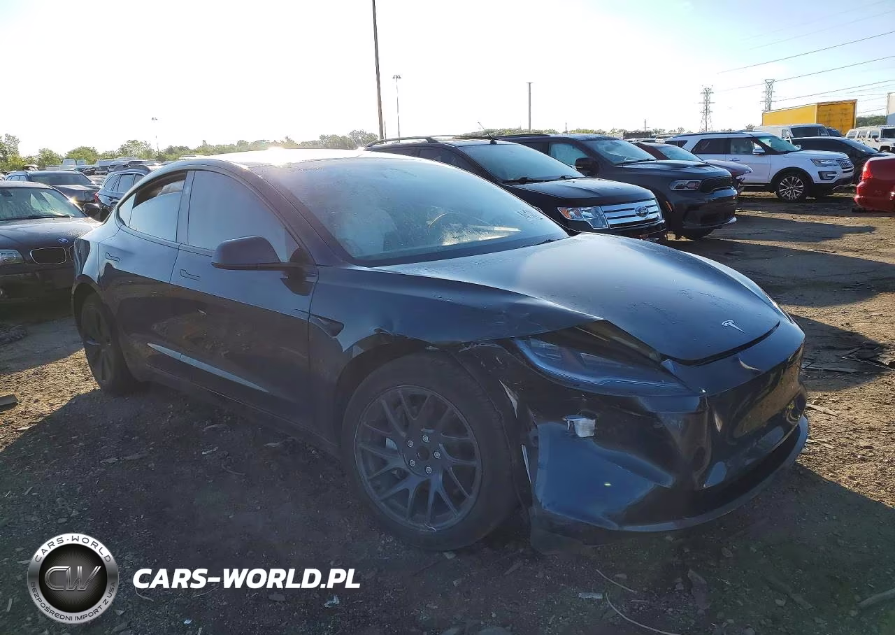 2025 Tesla Model 3 VIN:5YJ3E1EA8SF059159 - 4