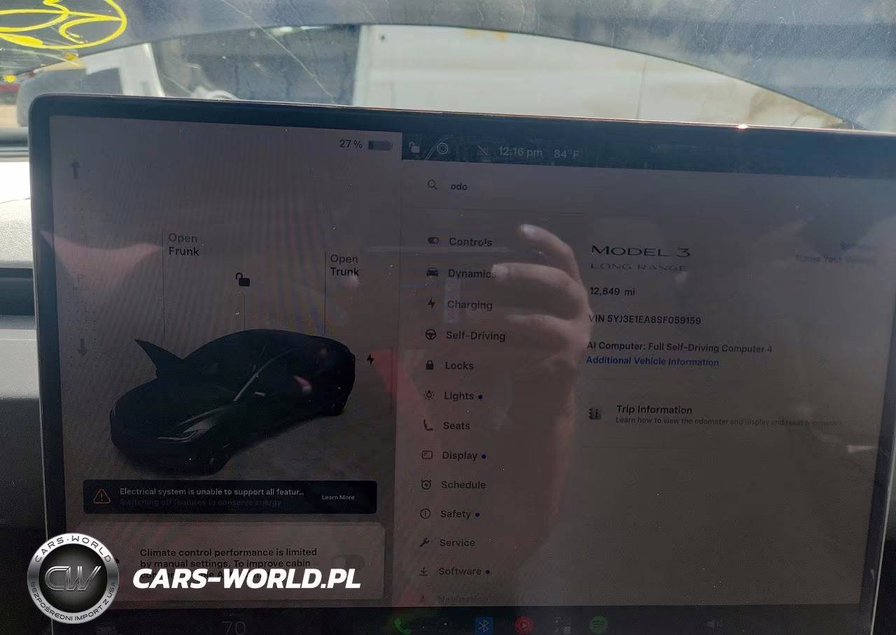 2025 Tesla Model 3 VIN:5YJ3E1EA8SF059159 - 9