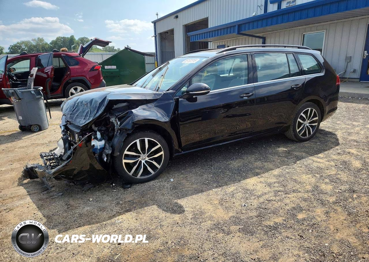 2016 Volkswagen Golf Sportwagen S