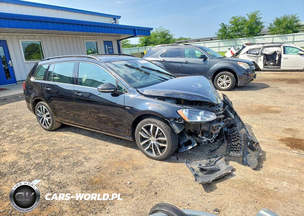 2016 Volkswagen Golf Sportwagen S VIN:3VWC17AU3GM518533 - 4