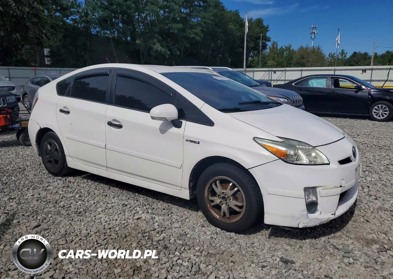 2010 Toyota Prius Iii VIN:JTDKN3DU1A1003834 - 4