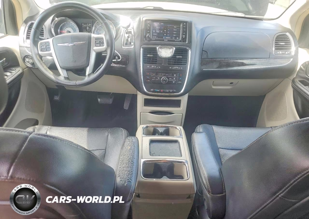 2014 Chrysler Town & Country Touring VIN:2C4RC1BGXER363448 - 8