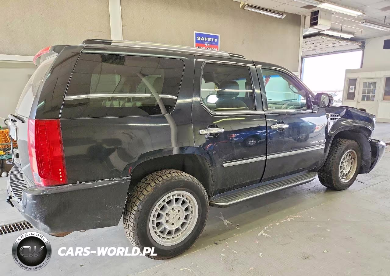 2007 Cadillac Escalade Luxury VIN:1GYFK63817R227285 - 3