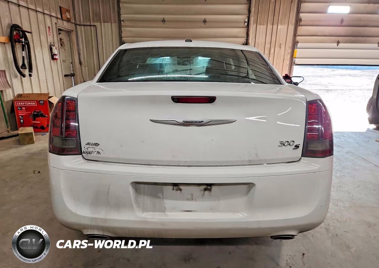2014 Chrysler 300 300S VIN:2C3CCAGG5EH353032 - 6