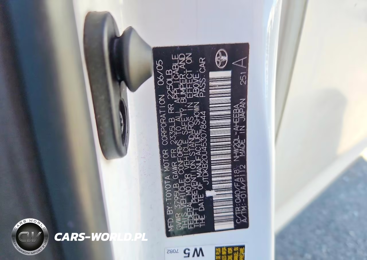 2005 Toyota Prius Base VIN:JTDKB20U453078644 - 13
