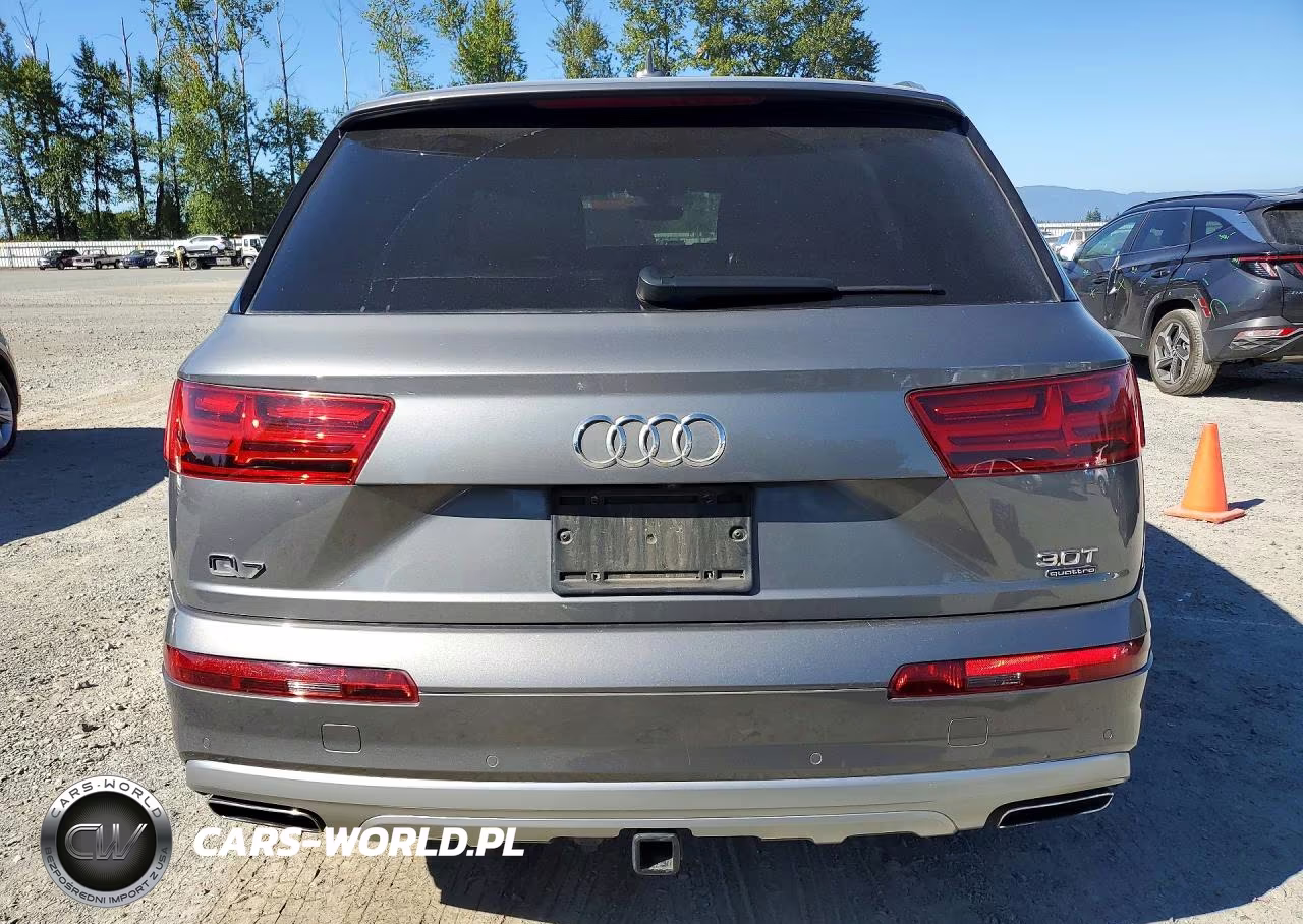2017 Audi Q7 Premium Plus VIN:WA1LAAF79HD031346 - 6