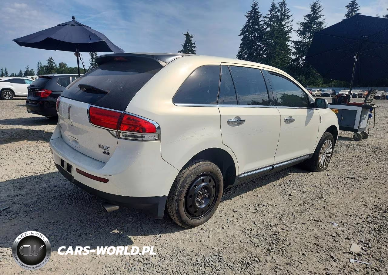 2013 Lincoln Mkx VIN:2LMDJ8JK6DBL32946 - 3