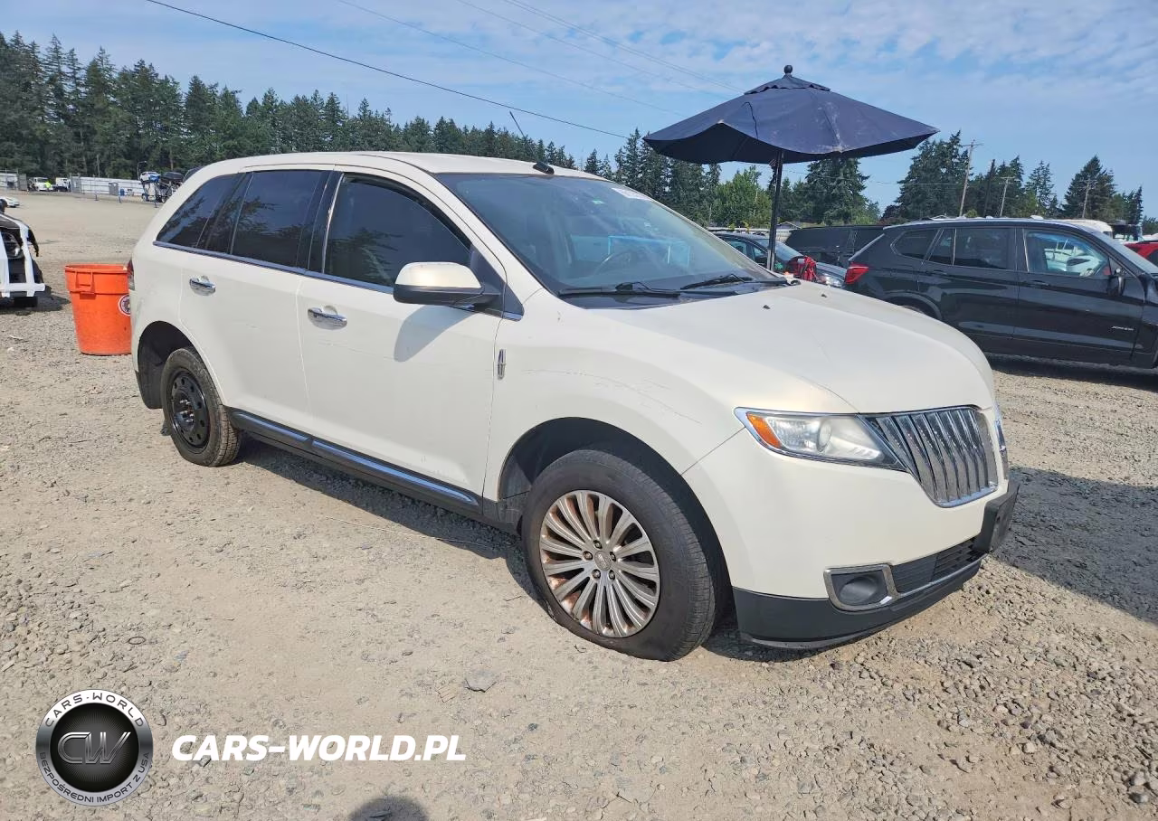 2013 Lincoln Mkx VIN:2LMDJ8JK6DBL32946 - 4
