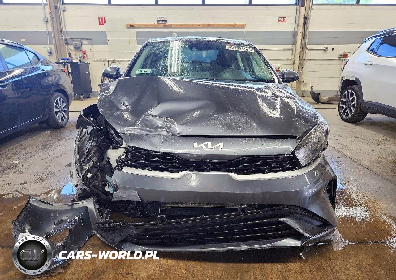 2023 Kia Forte Lxs VIN:3KPF24AD4PE621613 - 5