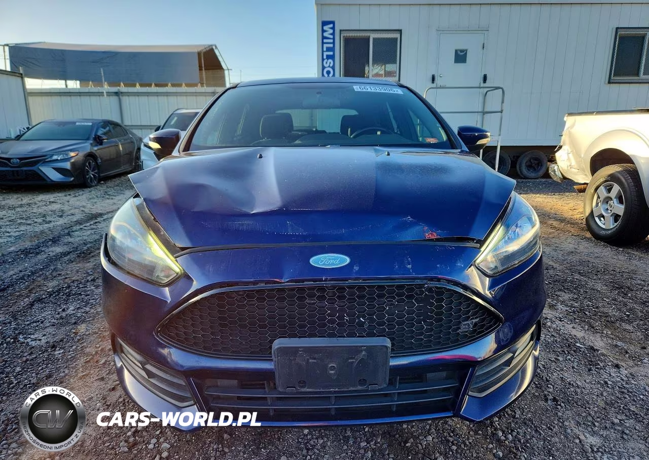2017 Ford Focus St VIN:1FADP3L90HL319665 - 5