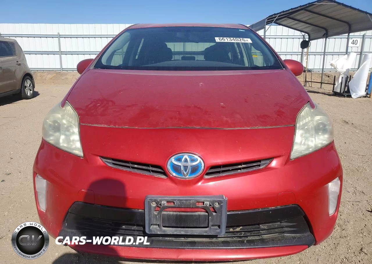2012 Toyota Prius Two VIN:JTDKN3DU0C1554548 - 5