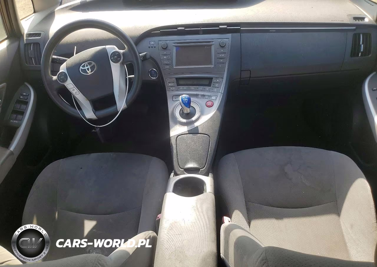 2012 Toyota Prius Two VIN:JTDKN3DU0C1554548 - 8